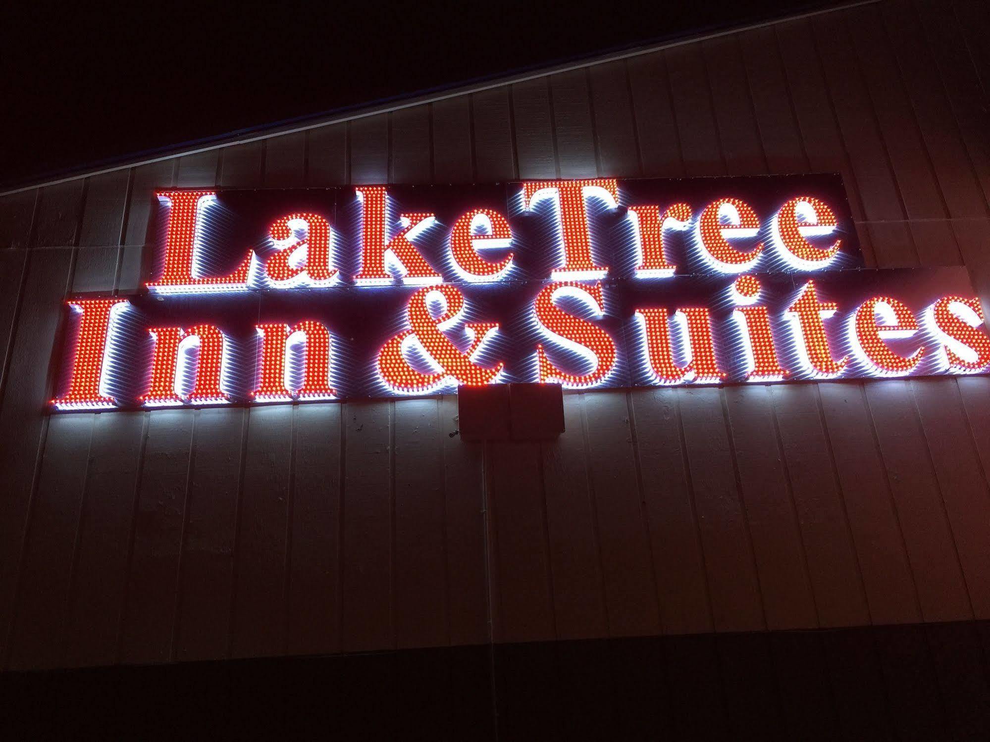 Lake Tree Inn & Suites Марион Экстерьер фото